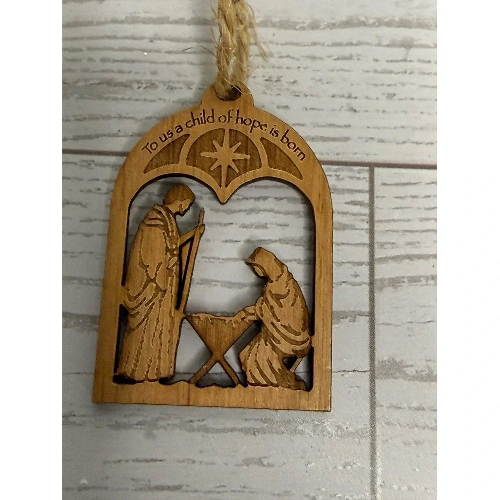Vintage‎ 10 Laser Cut Wooden Christmas Tree Ornaments On Cord W Wood Bead Wreath